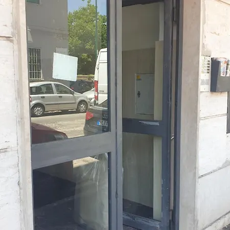 Διαμέρισμα Napoli Stadio - 3 Bedrooms - 2 Baths - 6 Pax -Free Park *