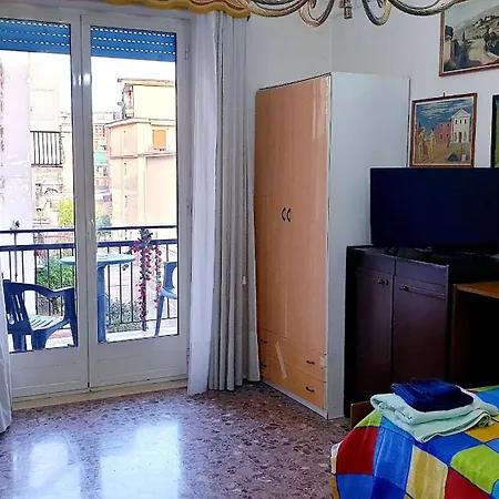 Napoli Stadio - 3 Bedrooms - 2 Baths - 6 Pax -Free Park